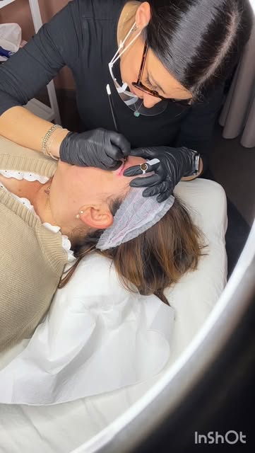 Trattamento microblading presso De.Lia